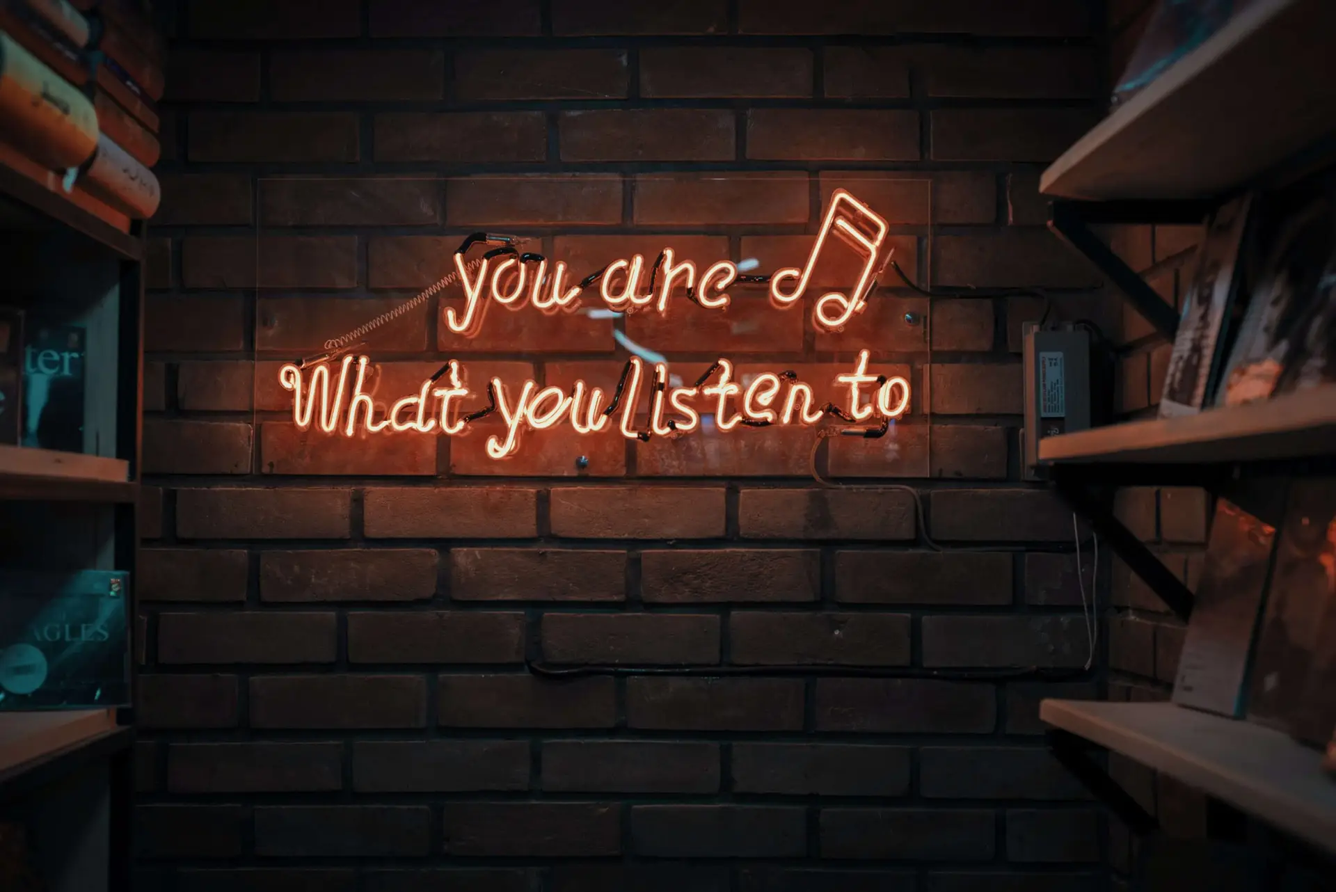 Neon sign with music note