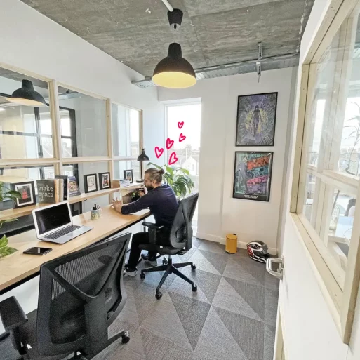 Office C06 102RC