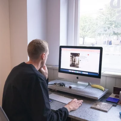 desk space to rent London Mainyard Studios